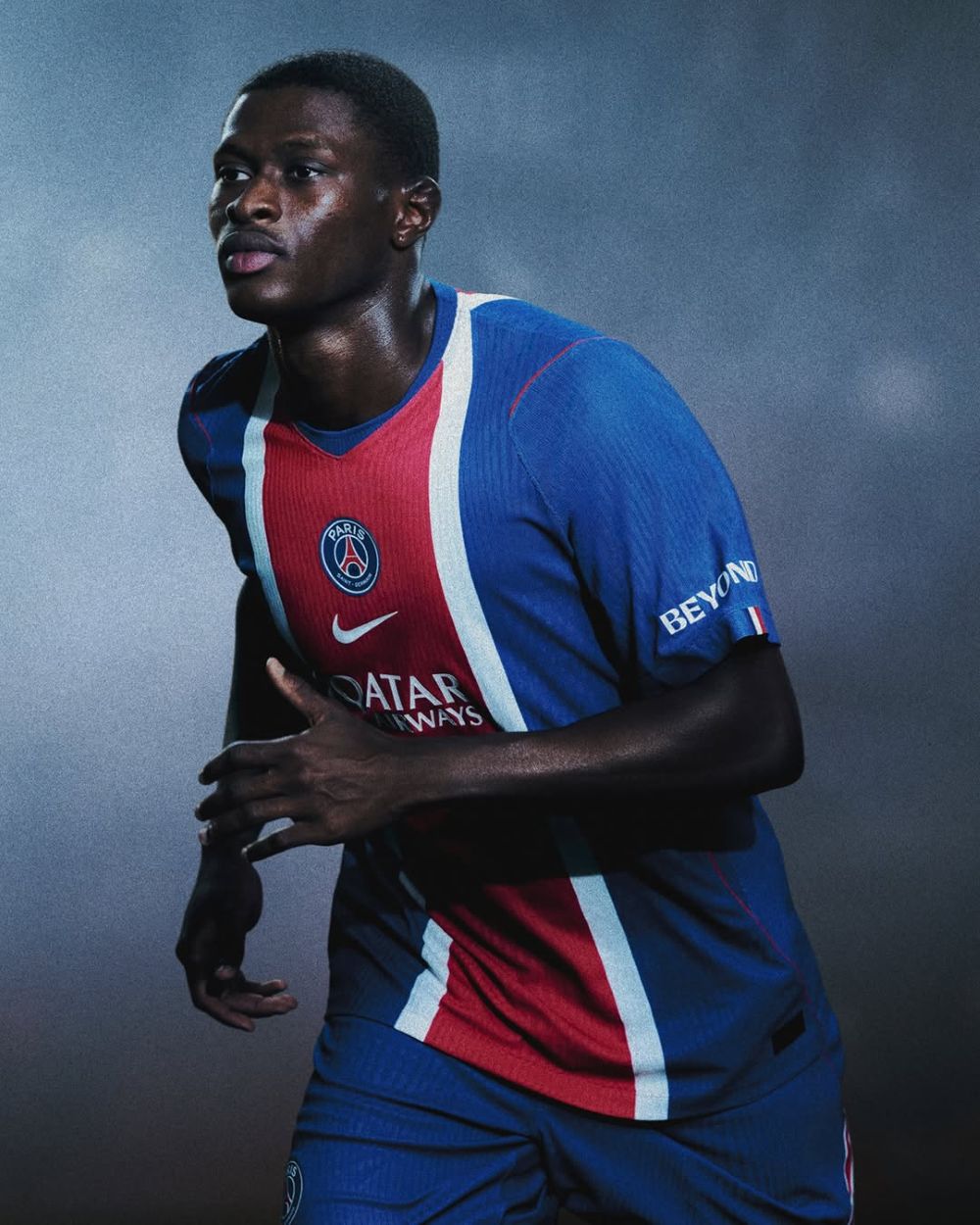 Maillot PSG Domicile 2026 2027 (7)