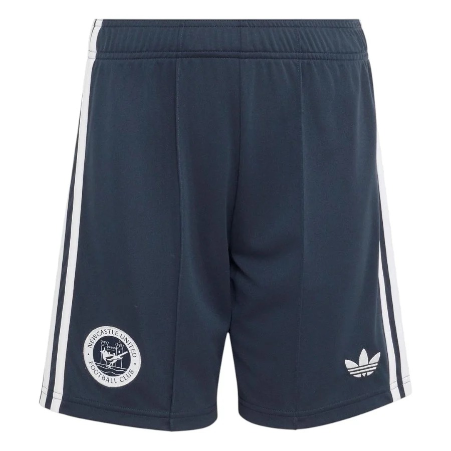 Short Newcastle Exterieur 2026 2027