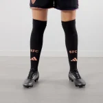 Ausweichsocken des FC Sevilla 2026/2027 (1)